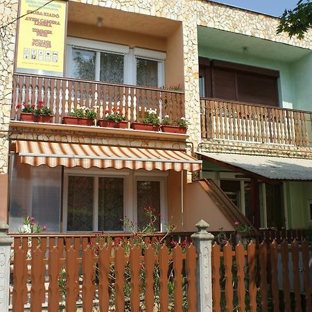 Rona Vendeghaz Ξενοδοχείο Hajdúszoboszló Εξωτερικό φωτογραφία