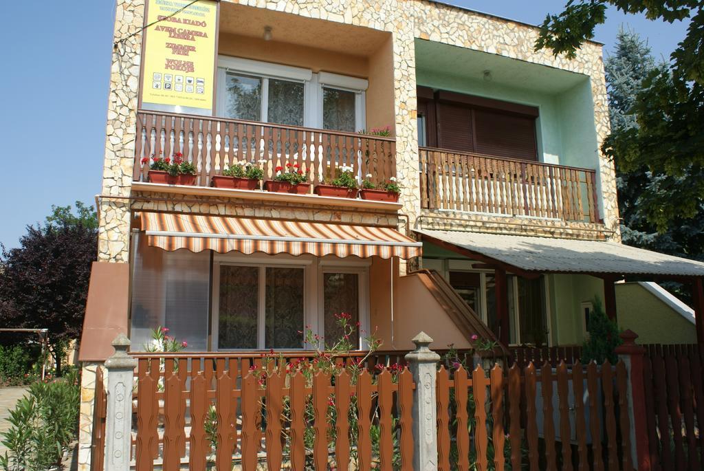 Rona Vendeghaz Ξενοδοχείο Hajdúszoboszló Εξωτερικό φωτογραφία